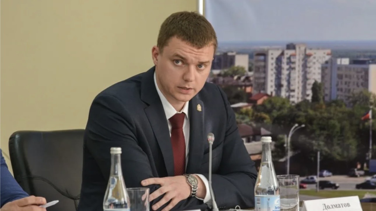 Силовики задержали замглавы администрации Таганрога Долматова по делу о взятках
