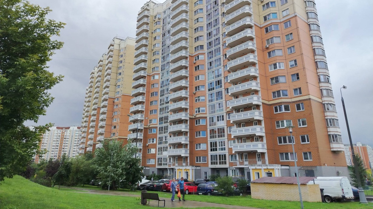 Два помещения для бизнеса на Рождественской улице выставили на открытые торги