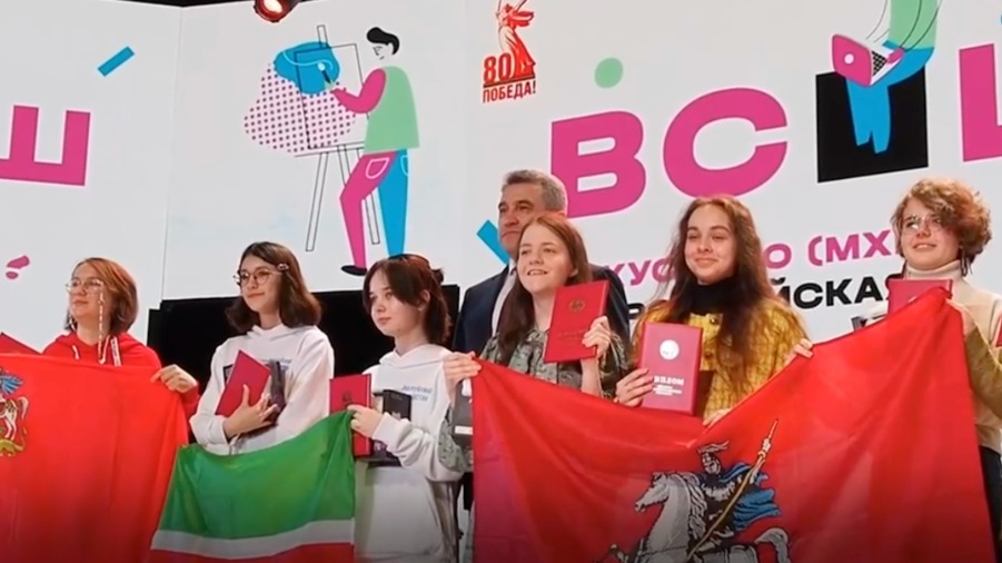 Собянин: Полмиллиона москвичей участвуют во Всероссийской олимпиаде школьников 