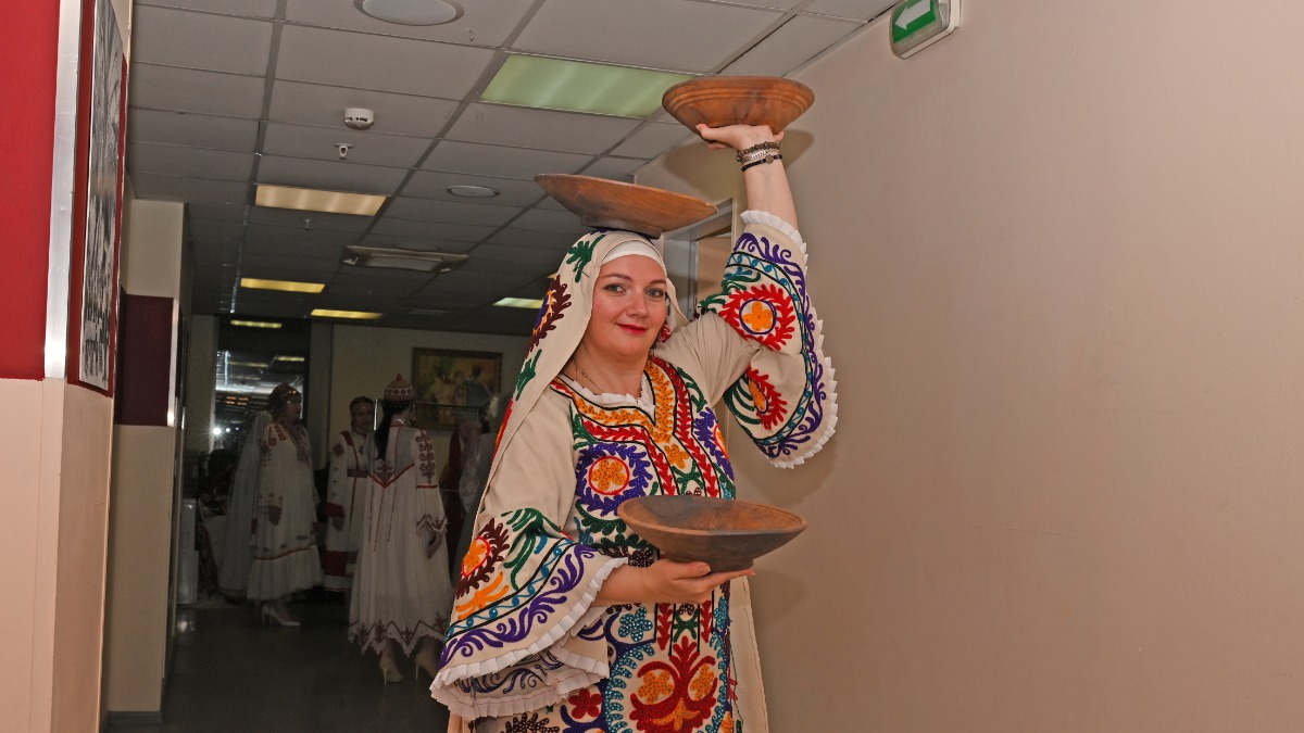 Участницы гала-концерта конкурса высокой моды «Этно-Эрато» Юлия Никитина 