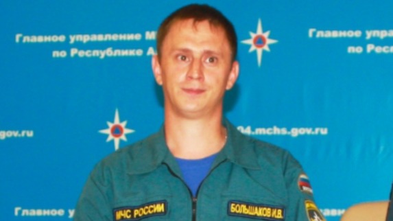 Сотрудник МЧС Игорь Большаков