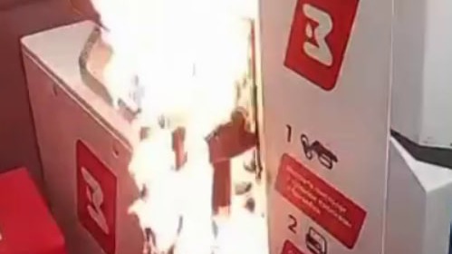 Школьница подожгла две АЗС в Истре: видео