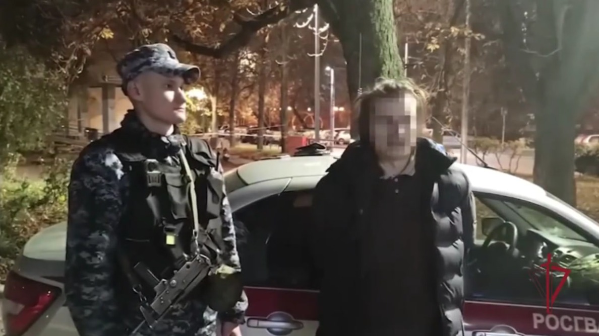 Росгвардия задержала парня и девушку с наркотиками на юге Москвы