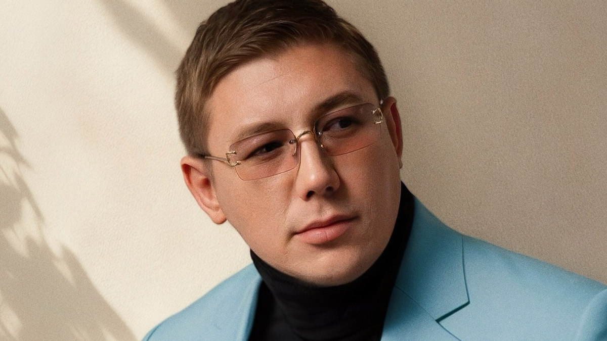 «Таланту критика только помогает»: певец Степан Ледков — откровенно о творчестве и роли наставника