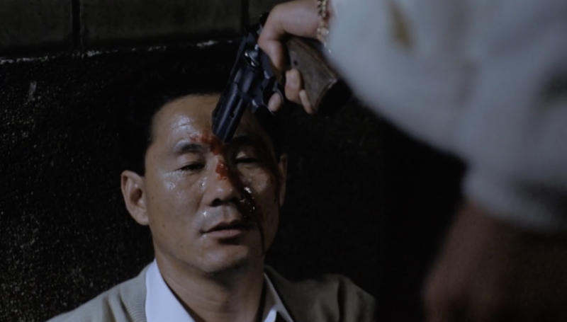 Продавец, грузчик, лифтер, таксист — он примерял на себя разные роли