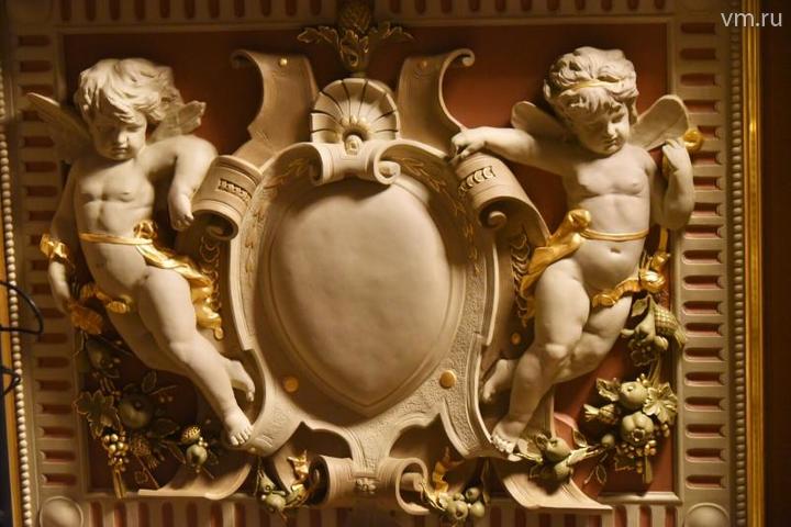 Под слоями старой краски и штукатурки обнаружили старинные фрески