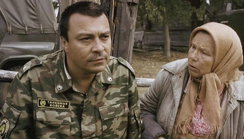 В фильме «Старухи» снимались настоящие деревенские люди и только одна профессиональная актриса – Валентина Березуцкая