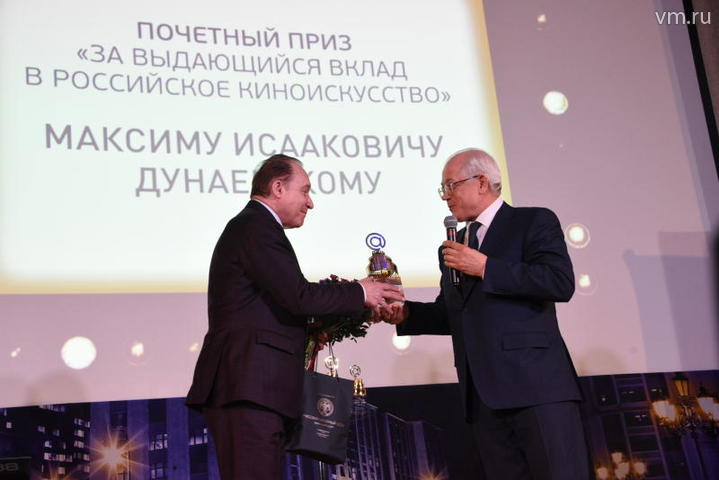 Народный артист России, композитор Максим Дунаевский (слева)