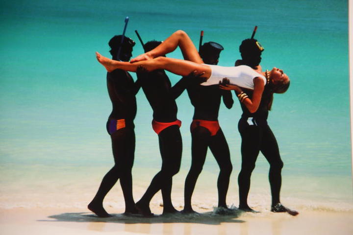 Фотографии Жана-Даниэлья Лорье. Модель Брук Шилдс на фото для рекламной кампании купальников