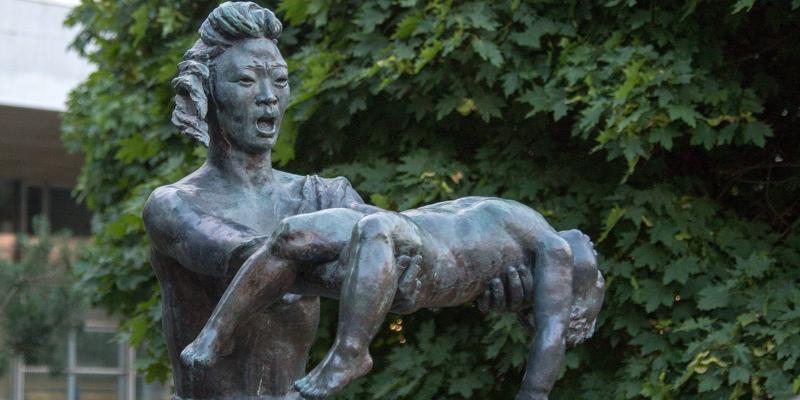Вера Мухина создала скульптурный манифест миру и свободе